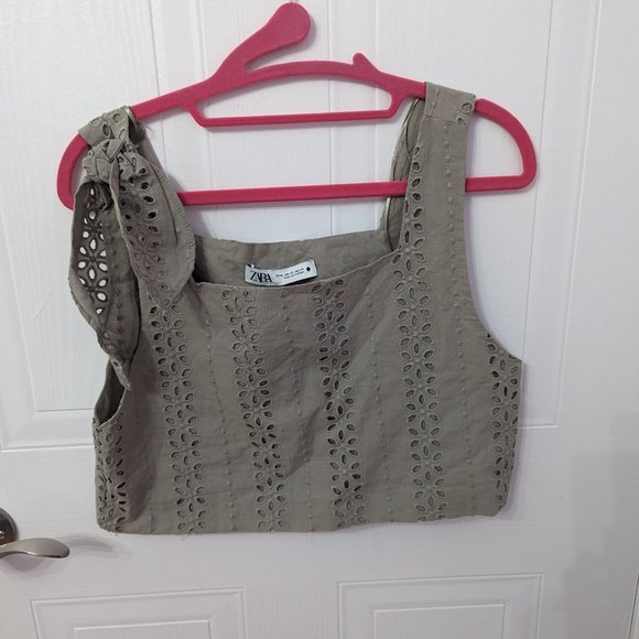 NWOT ZARA Crop Top Size XS - Picture 1 of 4